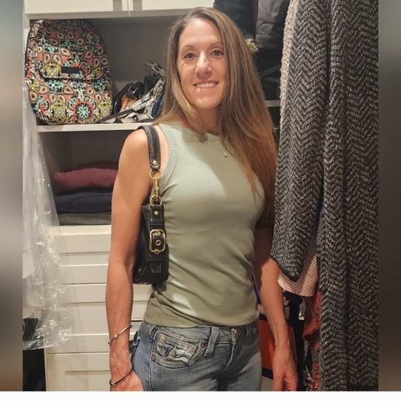 Other - @karyncassidy6 (Delina) is now LIVE💕LOW STARTS!